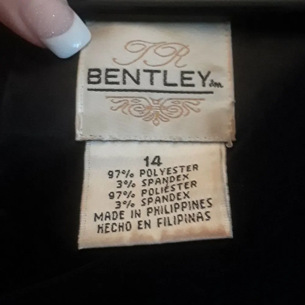 TR Bentley faux suede dress - Picture 2 of 4